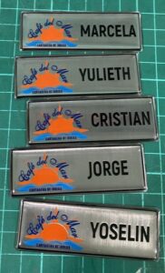 gafetes en acero, pyp gin yon.jpg