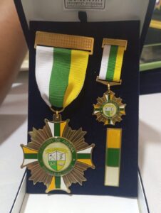 medallas institucionales conmemorativas arjona.jpg