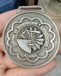 medalla aluna.jpg